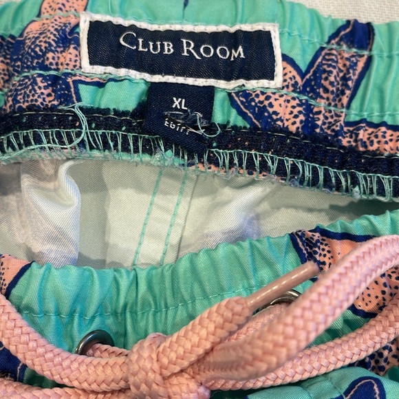 B0844 Charter Club men’s pink star fish Shorts XL swim running - Picture 4 of 5